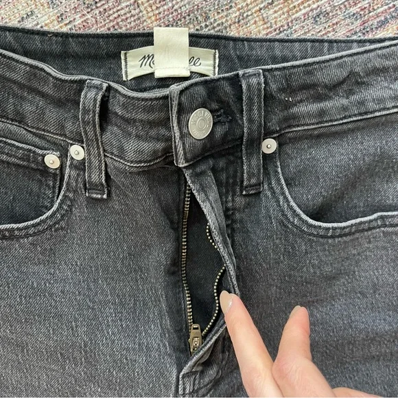 NWT Madewell The Curvy Perfect Vintage Straight Jean - Picture 4 of 9